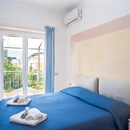 Vintage A 100m Dal Mare, Relax A Villa